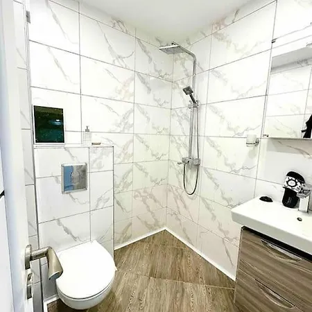 Ghome Luxury Sofia