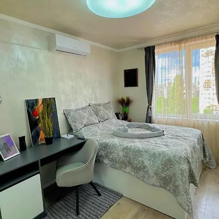 Ghome Luxury Sofia